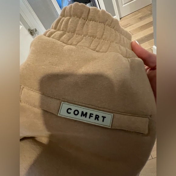 COMFRT Sweater (M) & Cuffed Sweatpants (S) in mocha brown color - Picture 5 of 11